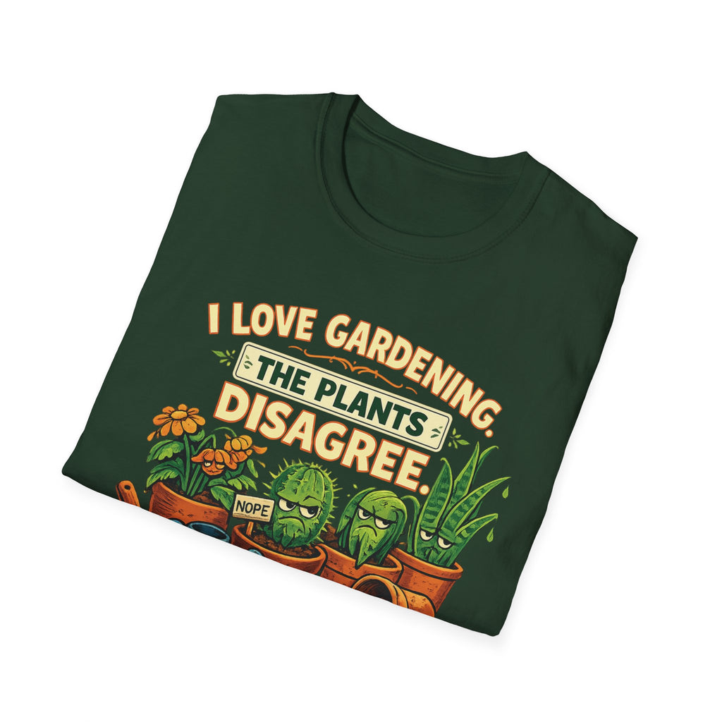 I Love Gardening. The Plants Disagree - Vintage Style T-Shirt