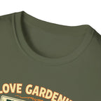 I Love Gardening. The Plants Disagree - Vintage Style T-Shirt